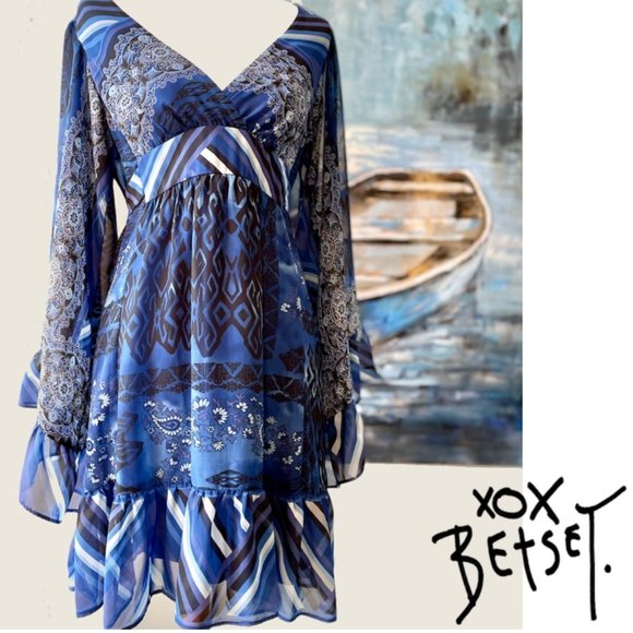 Betsey Johnson Dresses & Skirts - Betsy Johnson Patterned Tie Back Dress